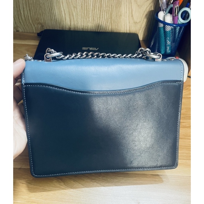 Pass túi đeo chéo Coach auth