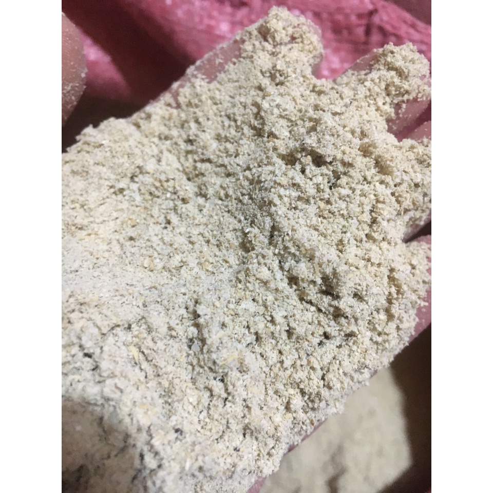1Kg Cám Gạo - Cám Chà nguyên chất 100% được sát từ gạo ra nên hàng luôn mới, không hôi dầu và trấu nhiều
