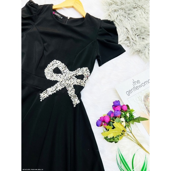 (Có size lớn - Hình thật) Đầm thun cổ tròn tay phồng dáng xoè kết cườm nơ eo cực sang trọng và quí phái 2578