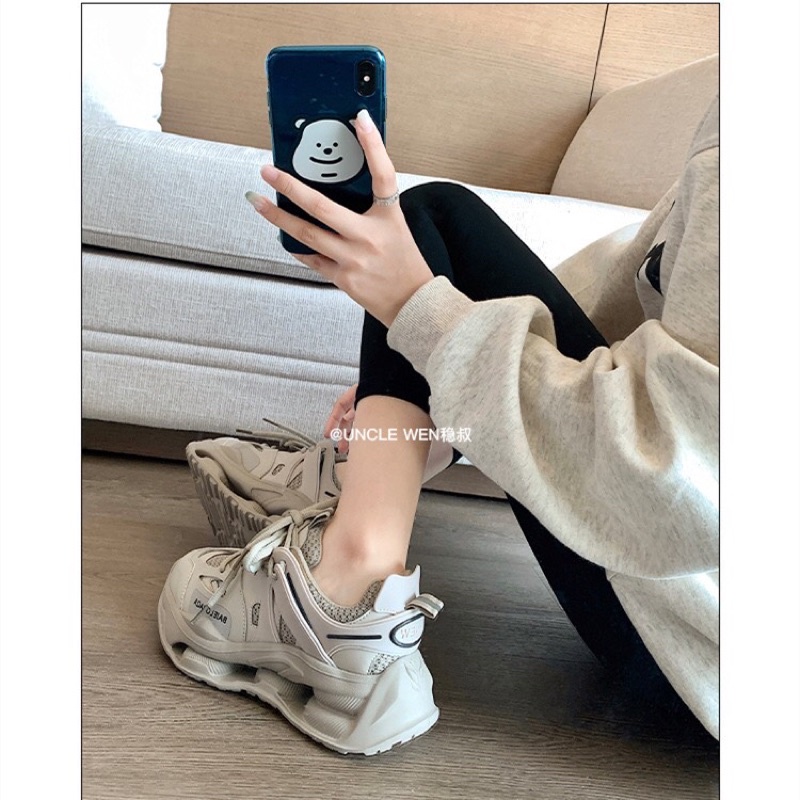 Giày thể thao dây buộc Ba Len đế êm cao