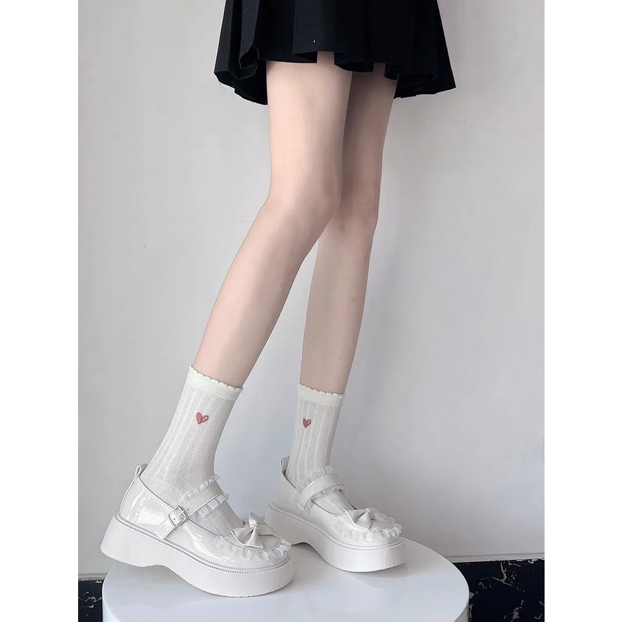 Tất vớ nữ cổ cao màu trắng, họa tiết gấu baby nâu dễ thương