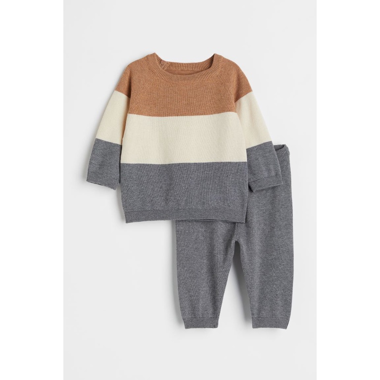 Set quần áo len sọc color block nâu xám bé trai HM H&M_hàng chính hãng authentic