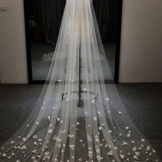 Lúp voan đính hoa mềm cài tóc cô dâu