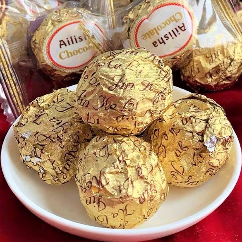 Hộp Chocolate Ailisha 8 Viên Trái Tim Nhân Socola Sữa 80g