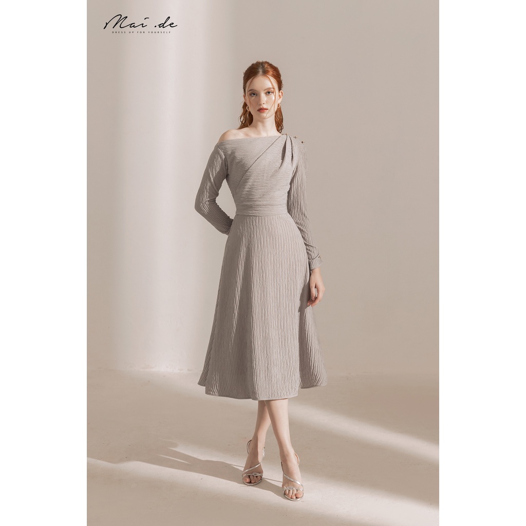 MAIDE Đầm xòe lệch vai sang trọng tone xám thanh lịch SISA DRESS