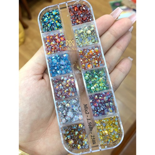 Đá YHB Cao Cấp - Đá YHB khay mix 12 màu 1560v/khay chân keo lưới cực chắc MaiAnhNails