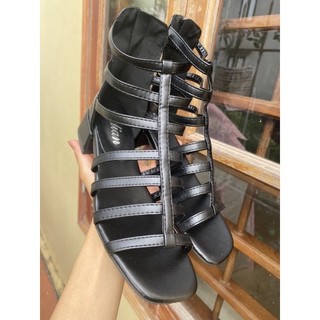 Guốc sandal chiến binh nữ (sẵn đen 38)