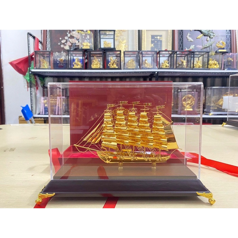 QUÀ TẶNG SẾP: MÔ HÌNH THUYỀN BUỒM MẠ VÀNG 24K mã0551
