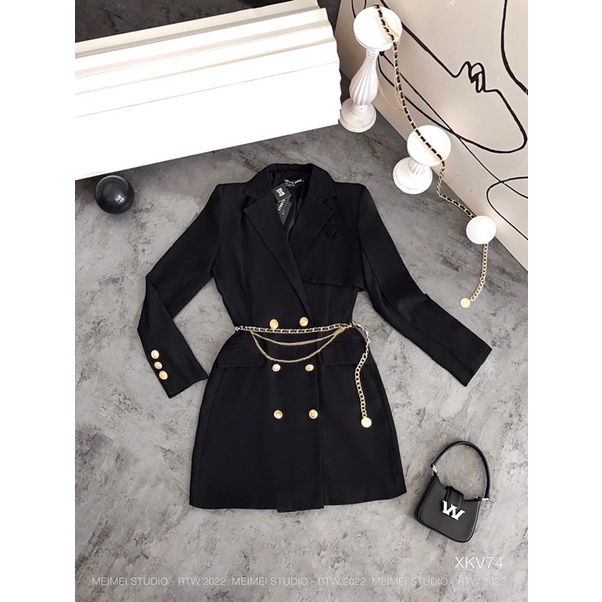 Áo váy cổ vest đính cúc