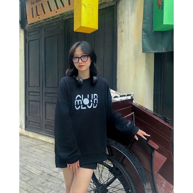 Áo Sweater nỉ SPACEMAN của MOONCLUB màu đen (SWEATER SPACEMAN)