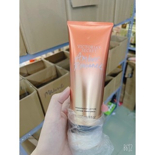 Sữa dưỡng thể victoria secret sheer love 236ml