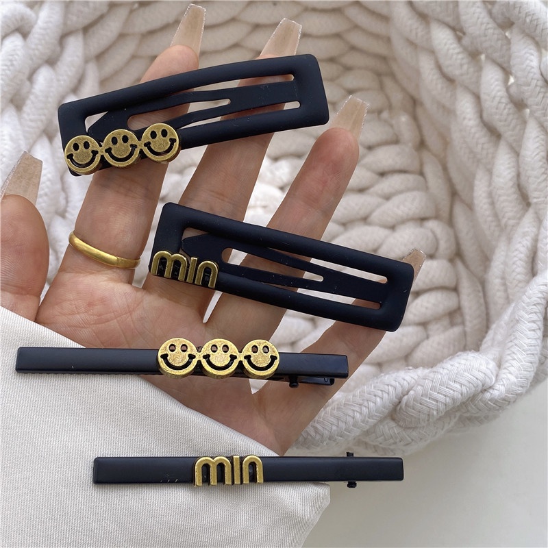 Kẹp Tóc Màu Đen Họa Tiết Mặt Cười Và Chữ Thời Trang Cho Nữ