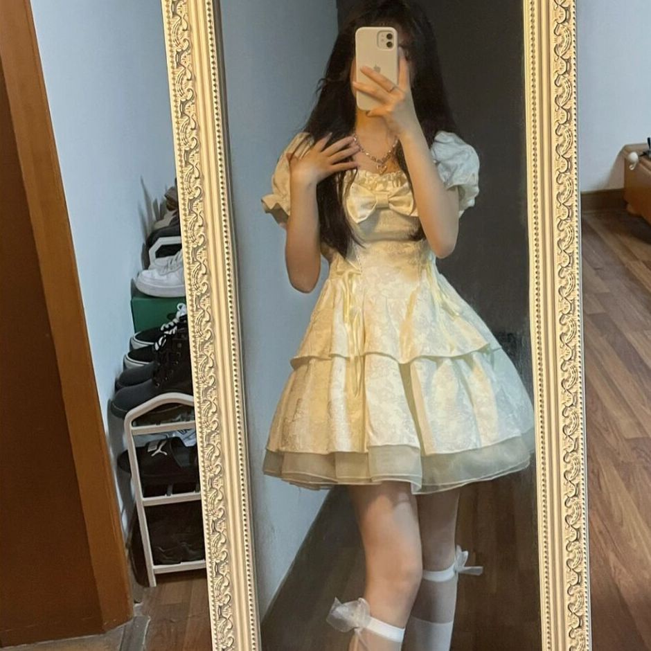 Đầm Công Chúa Dáng Chữ A Màu Sữa Ngọt Ngào Thời Trang Mùa Hè Hàng Mới Dành Cho Bạn Nữ