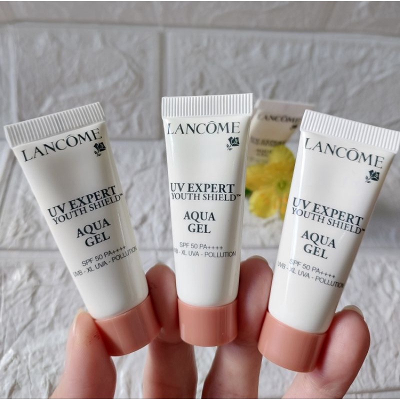 Kem chống nắng Lancome UV Expert Aqua Gel