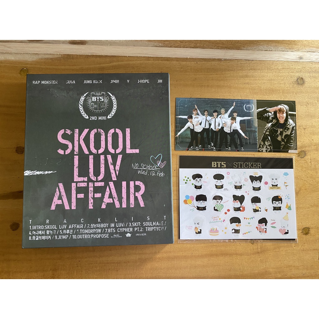 VStore - duyendo97  BTS : SKOOL LUV AFFAIR - HỘP ĐỒ CHƠI BO GÓC