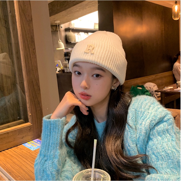 Mũ len nam nữ in chữ R unisex cá tính trùm tai ấm áp kiểu beanie đi chơi chụp ảnh đẹp rẻ thời trang Hàn Quốc