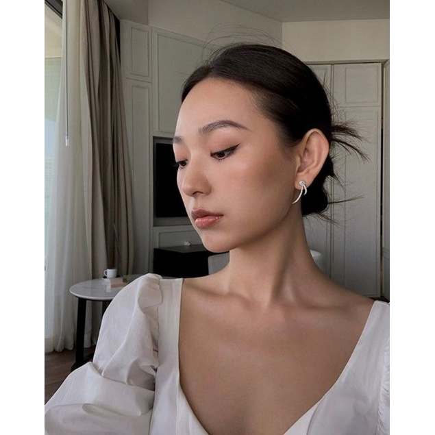 Hoa tai sole nơ cá tính