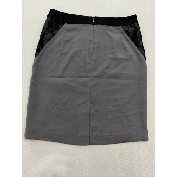 Chân váy công sở màu xám phối ren đen Nino.maxx  - Thanh lý vnxk
