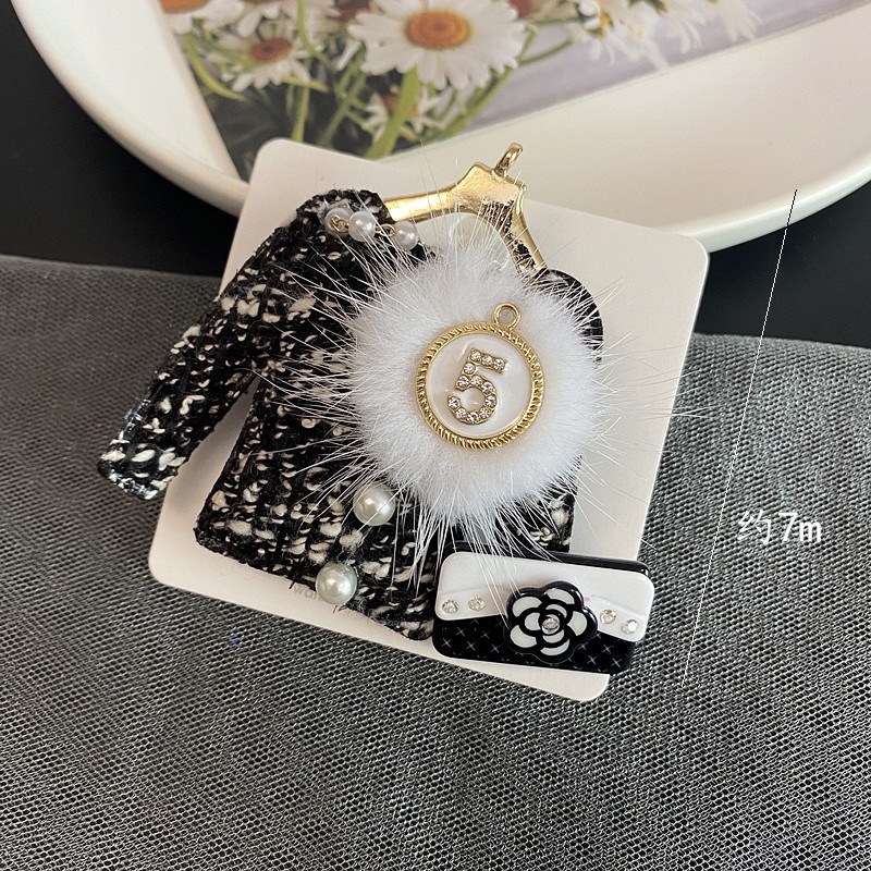 Ghim Cài Áo Hình Số 5 Đính Ngọc Trai Giả Thời Trang