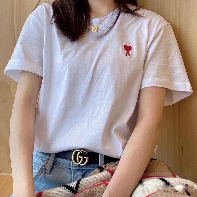 Áo Thun Cotton Ngắn Tay Cổ Tròn Dáng Rộng Thêu Hình Trái Tim Đỏ Phong Cách Ami Cho Nam Nữ