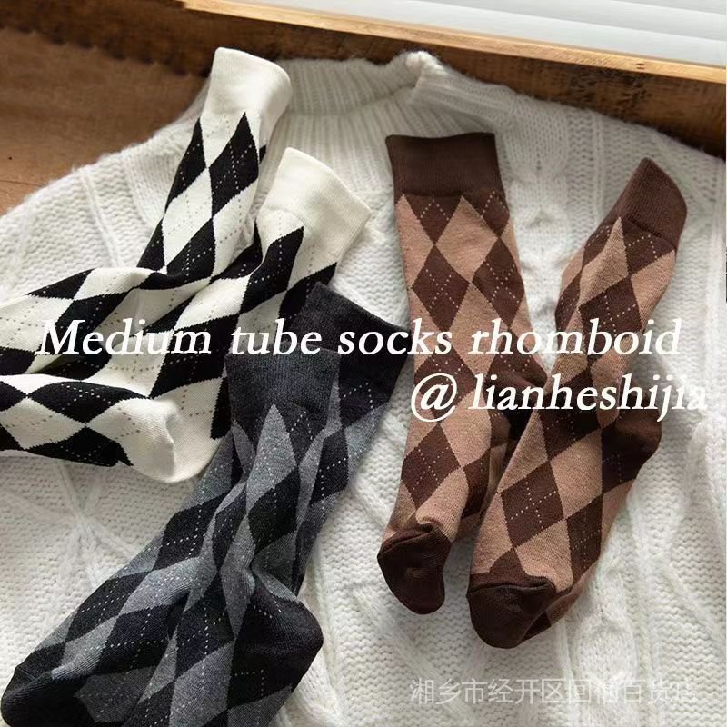 Vớ Dài Trung Bình In Họa Tiết Kim Cương Cổ Điển Phong Cách Preppy Nhật Bản Thời Trang Thu Đông Dễ Phối Đồ Dành Cho Bạn Nữ WRTS