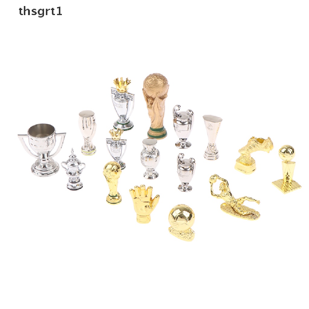 Mô Hình Quả Bóng Đá Mini Bằng Kim Loại thsgrt1