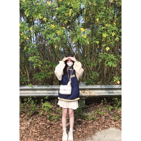 Áo hoodie đôi dày dặn phong cách Hàn Quốc