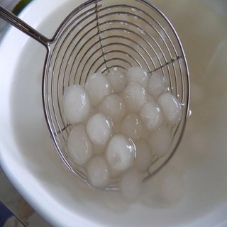 Vợt Lưới Múc Trân Châu, thạch topping