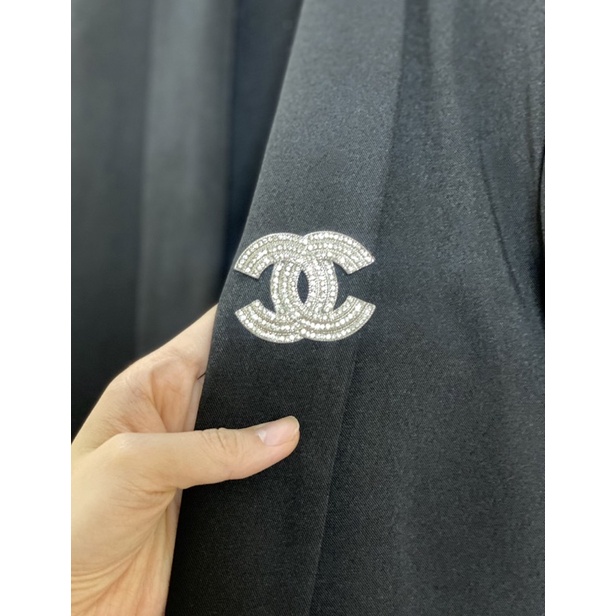 Ghim cài áo đính đá bạc sang chảnh lịch sự cài áo vest,áo sơ mi, các kiểu dáng váy