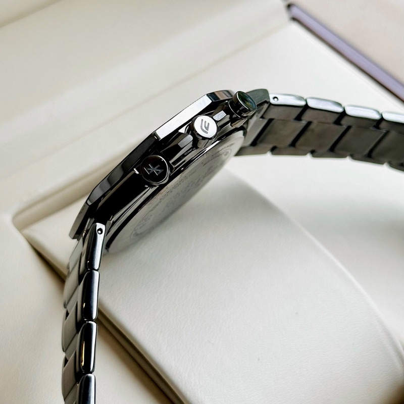 Đồng hồ nam dây thép Casio Edifice EQB-1100DC-1A