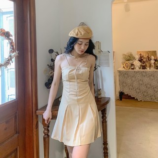 Đầm dây nude xếp ly