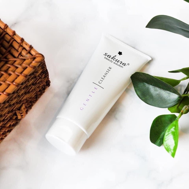 Sữa Rữa Mặt Nhạy Cảm Sakura Gentle Cleanser 100ml