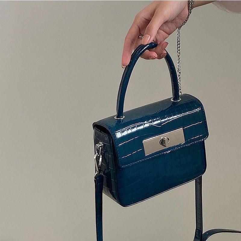 Túi Xách Đeo Chéo Họa Tiết Da Cá Sấu Thời Trang Dành Cho Nữ