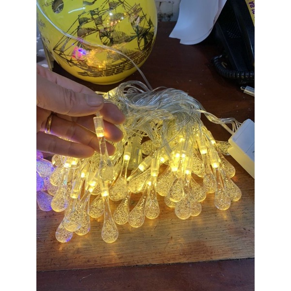 Đèn Led hình giọt nước 10 m - 50 bóng dây trong suốt