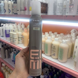 Bọt tạo kiểu cho tóc Wella EIMI giúp giữ nếp Shape Control Extra Firm Styling Mousse 300ml