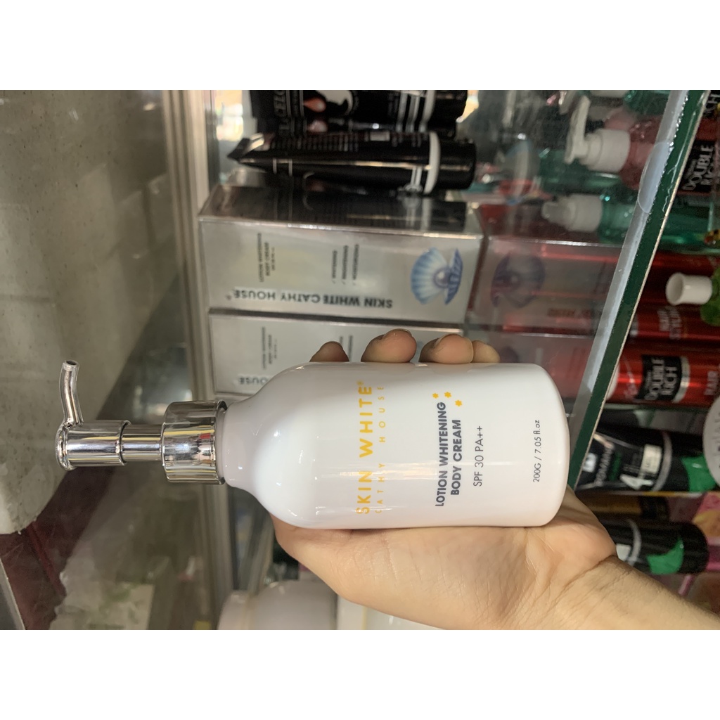 Kem dưỡng da và makeup body skin white cathy house 250ml