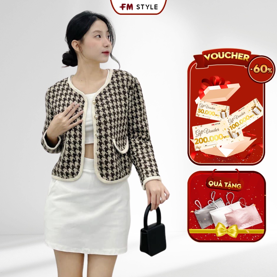 [Nhập mã FMSTI70T giảm 70k] Áo dạ tweed FM Style dáng lửng hoạ tiết caro 3 nút phối túi chạy viền Hàn Quốc 207300060