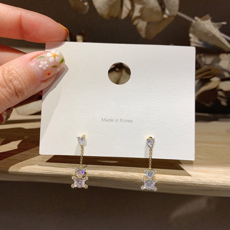 Bông Tai Mạ Bạc 925 Hình Gấu Đính Pha Lê Tua Rua Dễ Thương