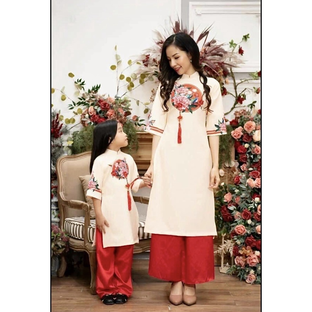 Áo dài cách tân đỏ dành cho mẹ và bé hàng VN cao cấp