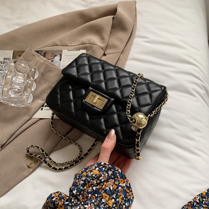 Túi Đeo Chéo Dây Xích Khóa Bóng Vàng Nhỏ Phong Cách Hàn Quốc Cho Nữ