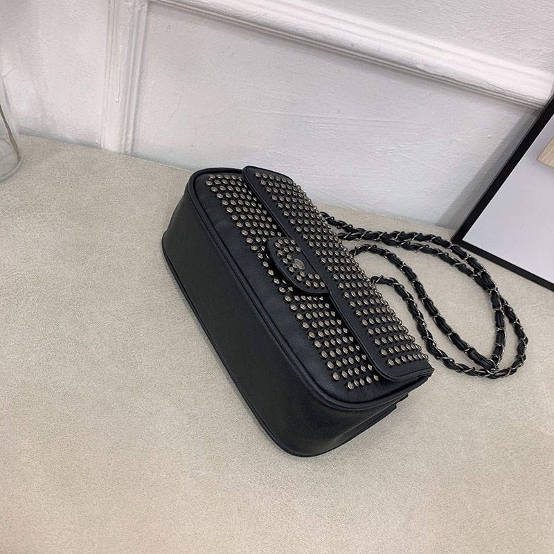 Túi Đeo Chéo Nhỏ Hình Vuông Đính Đinh Tán Thời Trang Đường Phố Cho Nữ