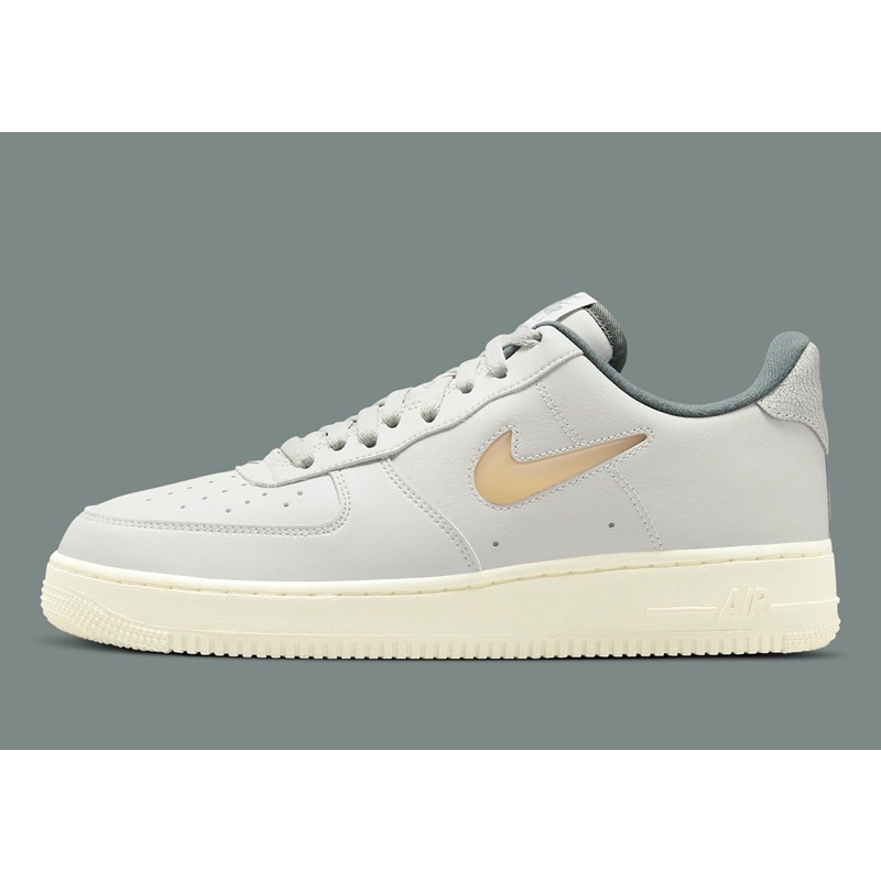 giày nike air force 1 ‘07 low coconut milk
