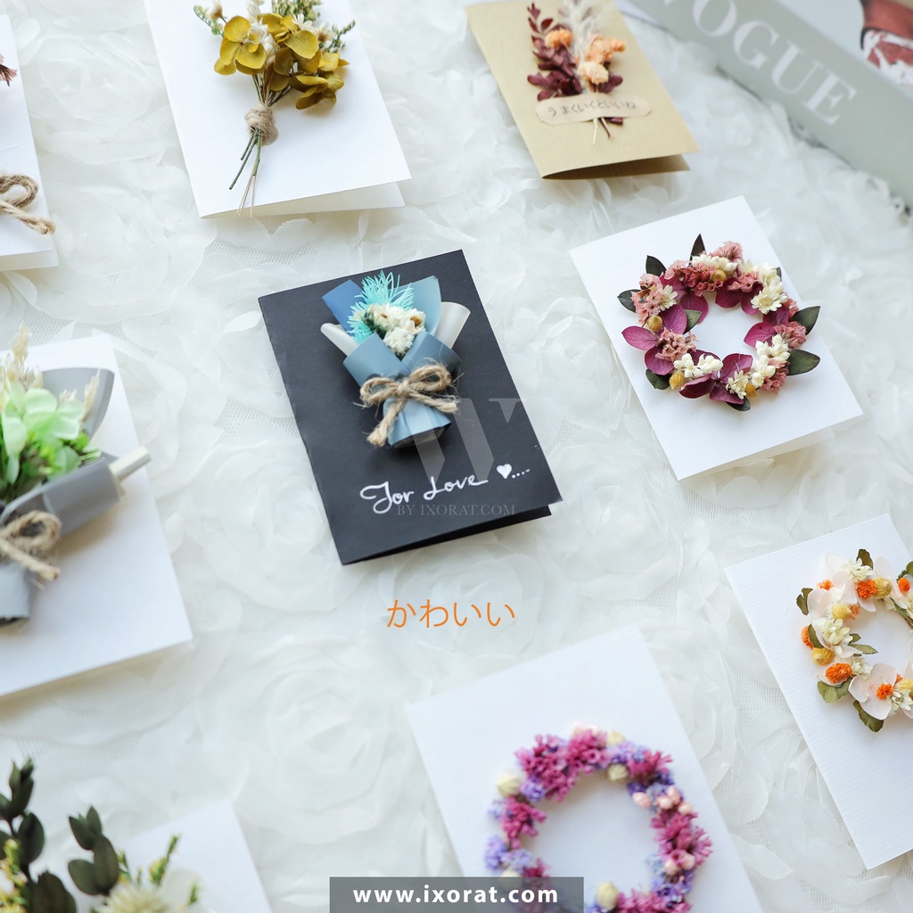 Thiệp hoa khô cao cấp W handmade by IXORAT trang trí quà tặng sinh nhật giáng sinh các ngày lễ