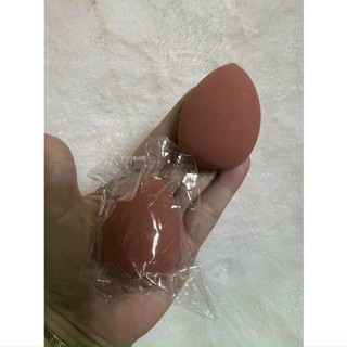 Bông phấn trang điểm tán nền