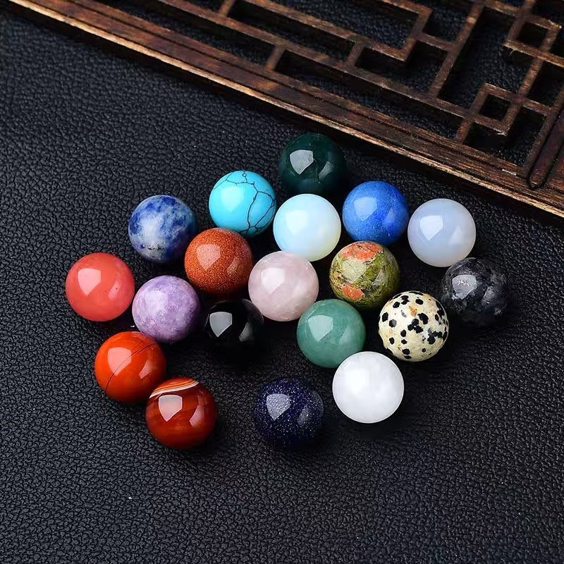 1 Quả Cầu Đá Pha Lê Tự Nhiên Dùng Làm Quà Lưu Niệm