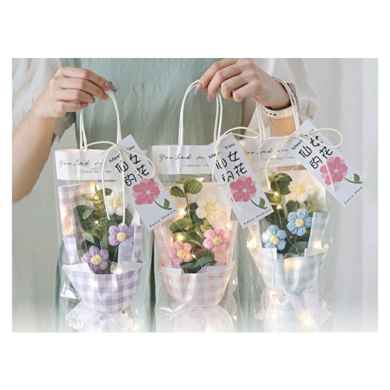 Phụ Kiện Hoa: Kẽm Cành, Lá Táo, Lá Hoa Hồng, Băng Keo Sáp, Rêu Sợi, Mút Xốp Cắm Hoa.