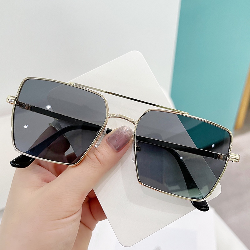 Kính Mát Gọng Vuông Kim Loại Chống Tia UV Thời Trang Sự Bảo Vệ