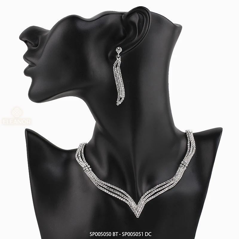 Dây chuyền bông tai nữ Eleanor Accessories bộ trang sức đính đá phụ kiện trang sức 5050