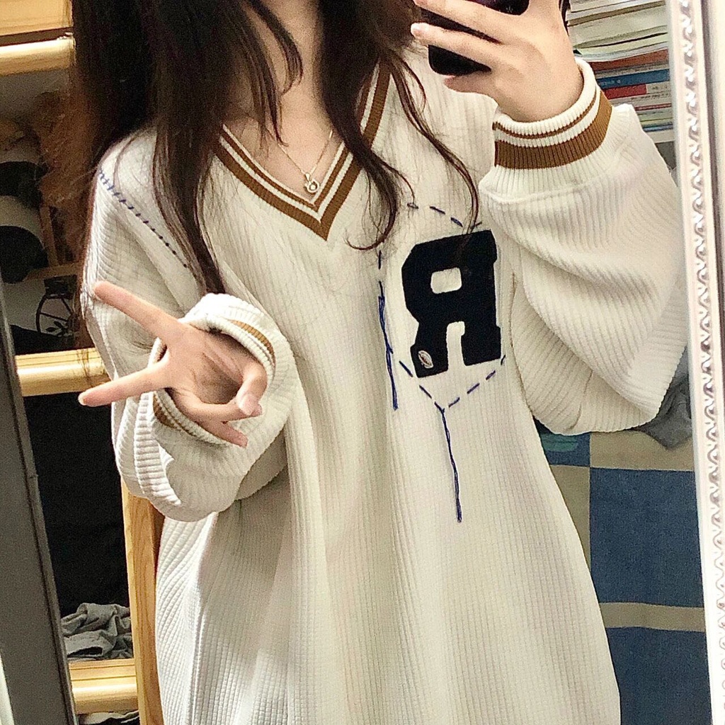 Áo Nỉ Nữ Dài Tay Cổ Chữ V Form Rộng Thời Trang Hàn