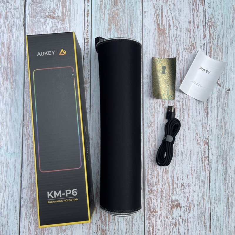 Lót chuột Aukey KM-P6 kích thước 800x300mm Led RGB 7 màu cực đã